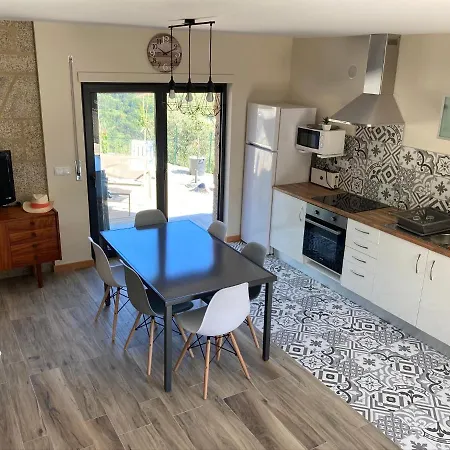 Casa Ponto Da Cruz T3 Ferienhaus *