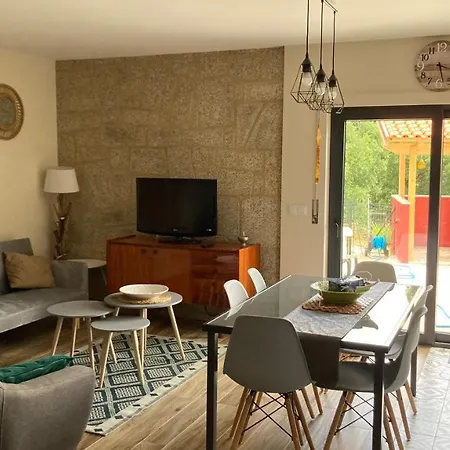 Casa de Férias Casa Ponto Da Cruz T3 *